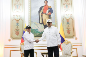 Presidente Maduro expresa apoyo a Colombia ante arremetida gringa