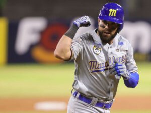 Renato Núñez gana como el Productor del Año