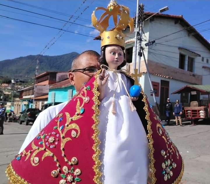 Trujillo honró al Dulce Nombre de Jesús a 415 años de su llegada a Escuque