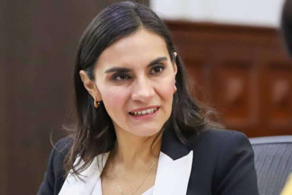 Verónica Abad afirma que asumirá este 5E como presidenta