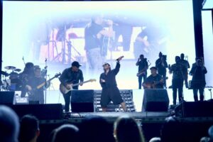 Más de cinco mil personas disfrutaron de "La rumba del año", con Guaco, Servando y Florentino