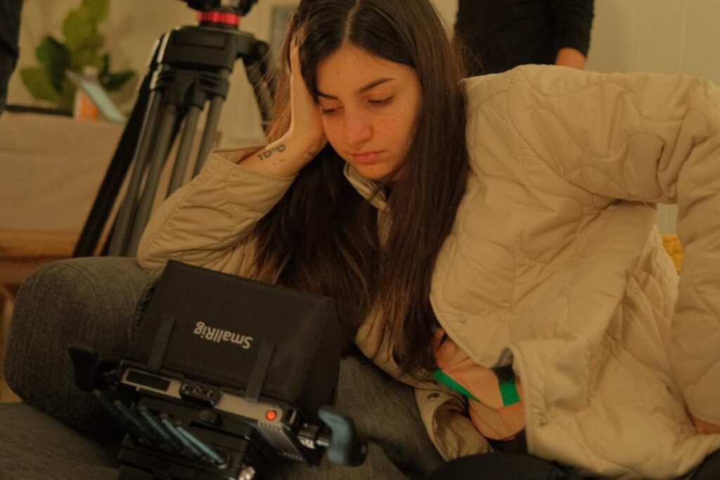 Andreína P. Aristeiguieta rompe barreras con "El silencio que nos une"