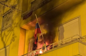 "El odio fascista inoculado, estimulado y protegido por años en el exterior, es la principal causa de estas agresiones"