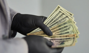 Ofrecen recompensa por su paradero