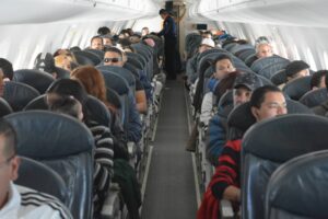 Sepa cuantos vuelos diarios se necesitaría para repatriar a los 600.000 venezolanos que se quedaron sin TPS