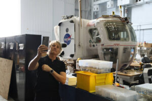 Si quieres ver a Jesús Calleja viajando al espacio en directo, en Prime Video tienes este documental con su preparación