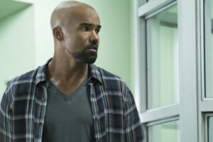 Dejó 'Mentes criminales' después de 11 años para "probar cosas nuevas", pero Shemar Moore lleva 8 temporadas en la misma serie