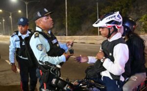 Anuncian sanciones a motorizados para reducir accidentes en La Guaira