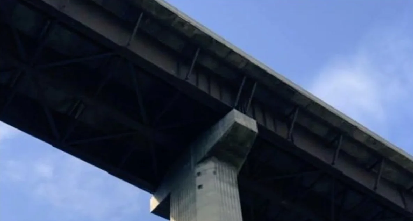 Hombre cae al vacío desde el primer viaducto este 21 de febrero