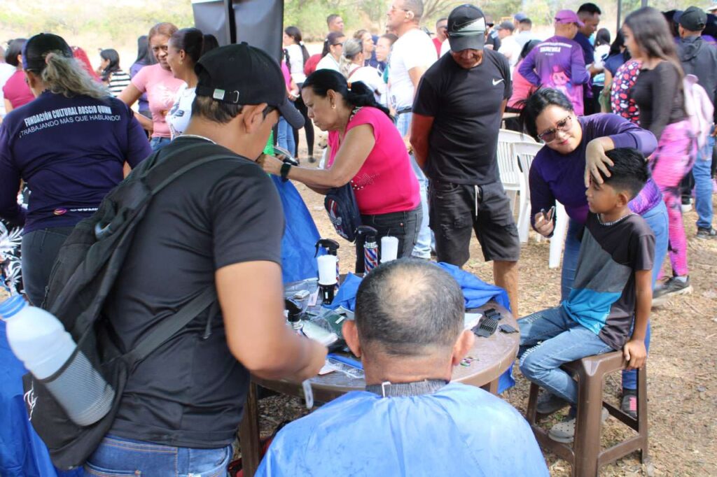 Brindaron atención integral en la comunidad 12 de octubre en Guárico