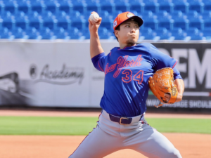 Carlos Mendoza alentado con demostración de Kodai Senga