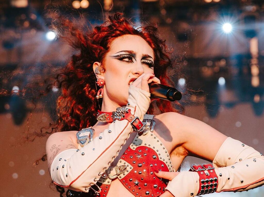 Chappell Roan muestra su apoyo a la salud mental