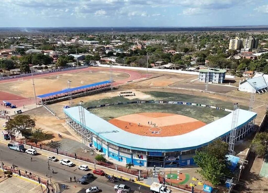 Como nuevo quedó el Complejo Deportivo Adriano Mancini en Guárico