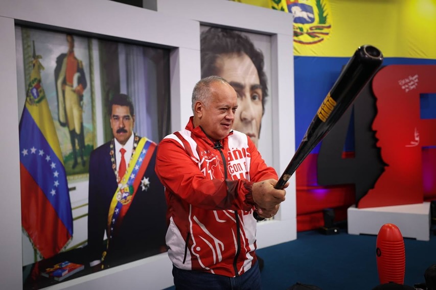 FBI investiga operación transnacional de lavado de dinero entregado por la USAID a la oposición