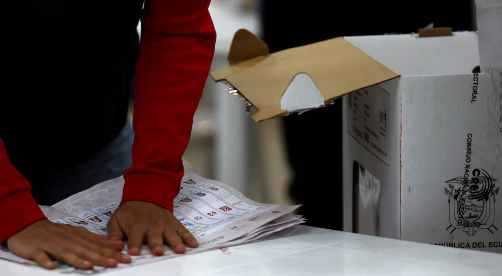 Ecuador va a una segunda vuelta entre Daniel Noboa y Luisa González el próximo 13 de abril