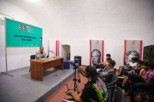 Feria del Libro de La Habana debate sobre la lectura en tiempos de IA