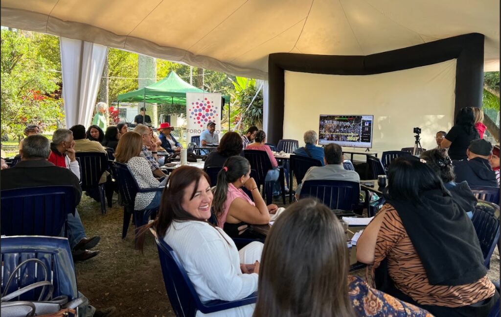 Foro Cívico evaluó los desafíos que tiene frente al país y se renovó en su V Encuentro Anual