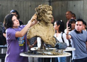 Josué Benjamín sigue inspirado y creando en Venezuela