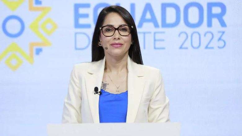 Luisa González llama a cambiar el miedo por la esperanza en Ecuador