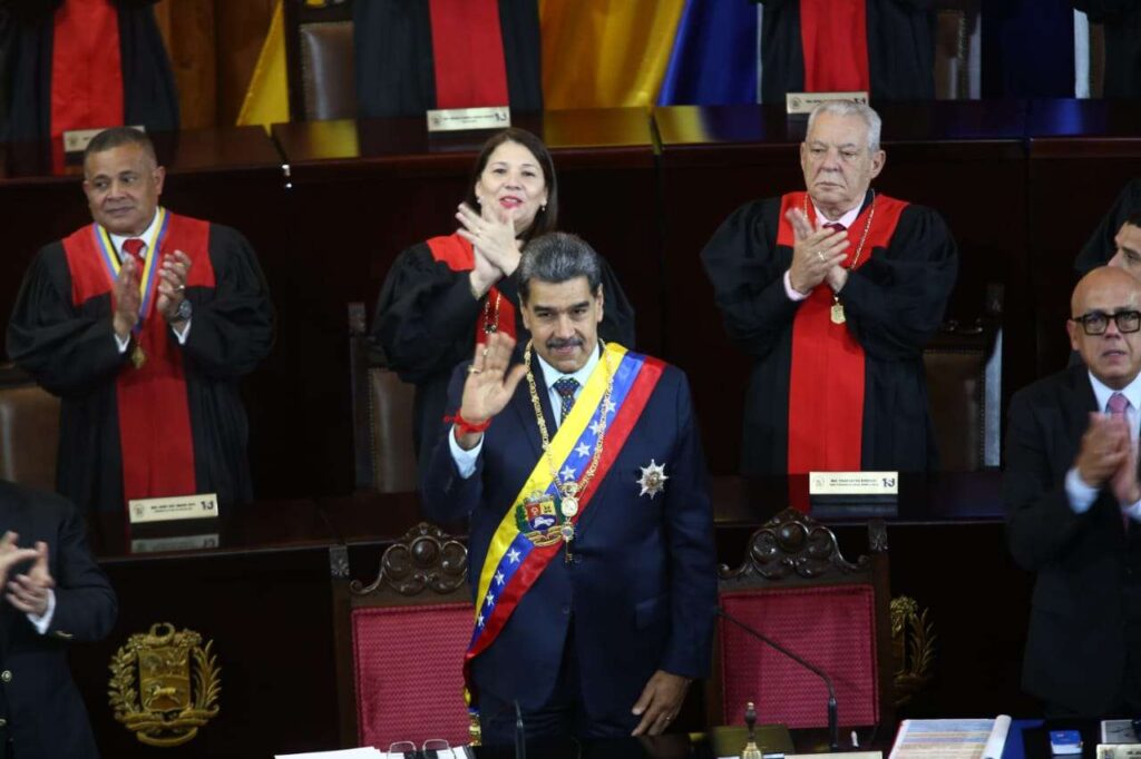 Maduro anuncia primeros acuerdos con Trump