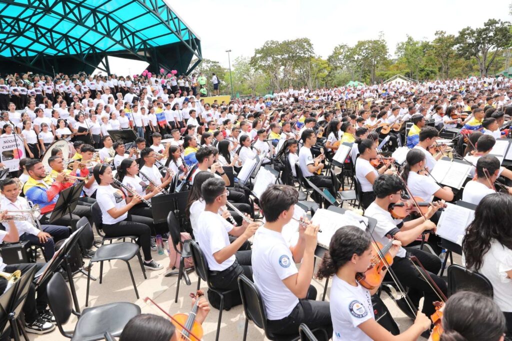 Más de 4 mil músicos de Monagas celebraron aniversario del Sistema de Orquestas