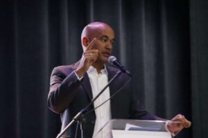 Ministerio de Educación no autoriza elección de reinas de carnaval