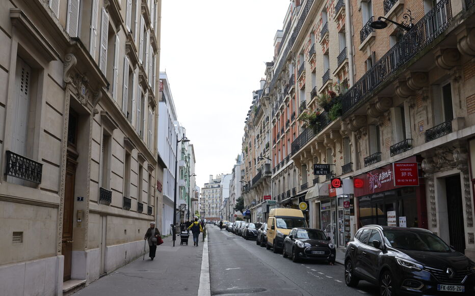 Fiestas sexuales 'gang bang' estremecen un barrio de París