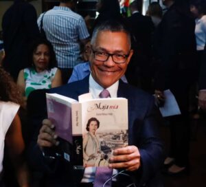 Presentan libro Maja Mía en Feria Internacional del Libro de Cuba