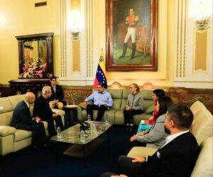 Presidente Maduro recibe al arquitecto Riken Yamamoto