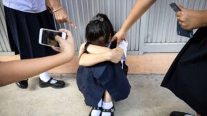 Redes sociales normalizan la violencia en los planteles