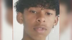 Adolescente falleció al inyectarse una mariposa muerta