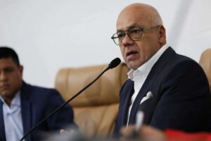 Rodríguez pidió que los "jefes de los coyotes" sean enviados a Venezuela