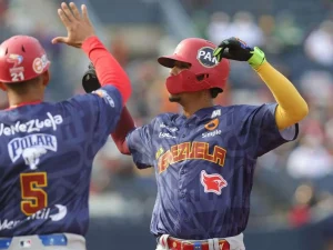 Venezuela se mantiene con vida en la Serie del Caribe al vencer 10-5 a Puerto Rico