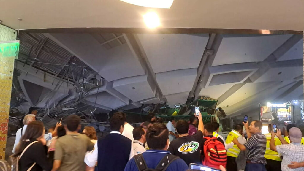 3 muertos y más de 70 heridos deja colapso de un techo en centro comercial en Trujillo