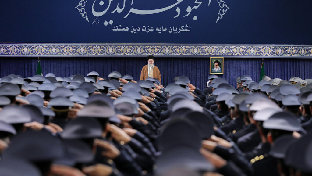 Irán rechaza negociar con EE.UU.: «no es sabio, no es inteligente, no es honorable»