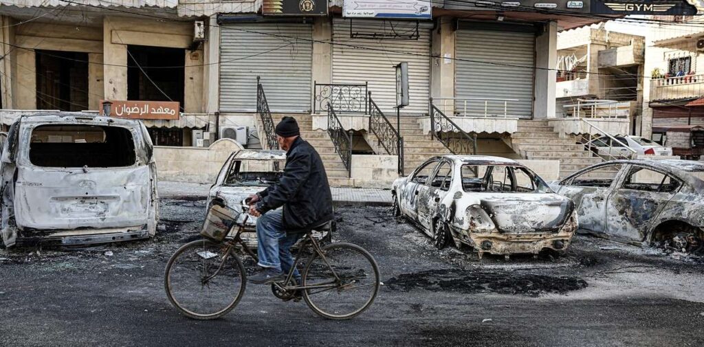 1.383 civiles asesinados en 50 masacres en Siria