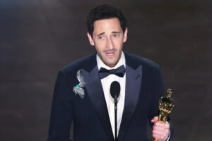 Adrien Brody rompe el récord al más pesado de los Óscar, que llevaba en pie desde 1943