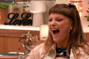 'First Dates', los escatológicos comentarios de una soltera de Barcelona en su cita. "Es una cosa muy catalana"