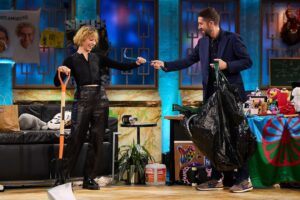 Michelle Jenner desvela a David Broncano cómo descubrió que conoce a Mario Casas de toda la vida... pero se le había olvidado