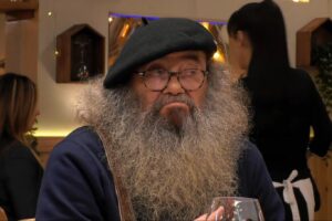 'First Dates', una soltera de Vigo se horroriza al ver la estampa de su cita. "Llevo 8 años sin cortarme la barba"