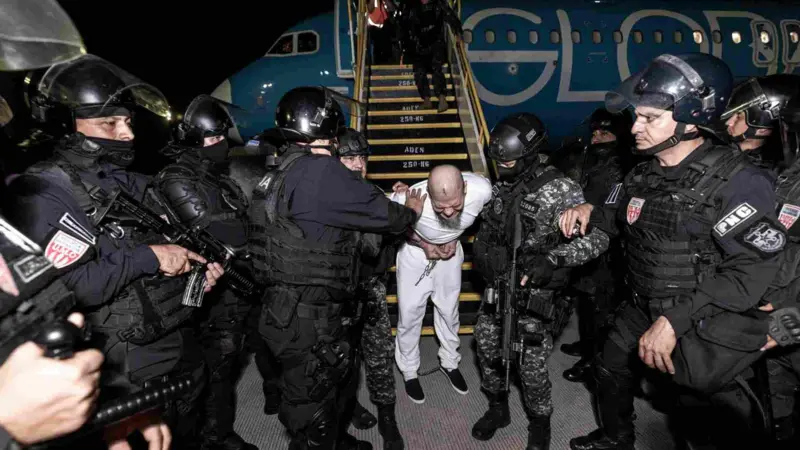 Arreaza: El Salvador practica el neo nazismo contra venezolanos