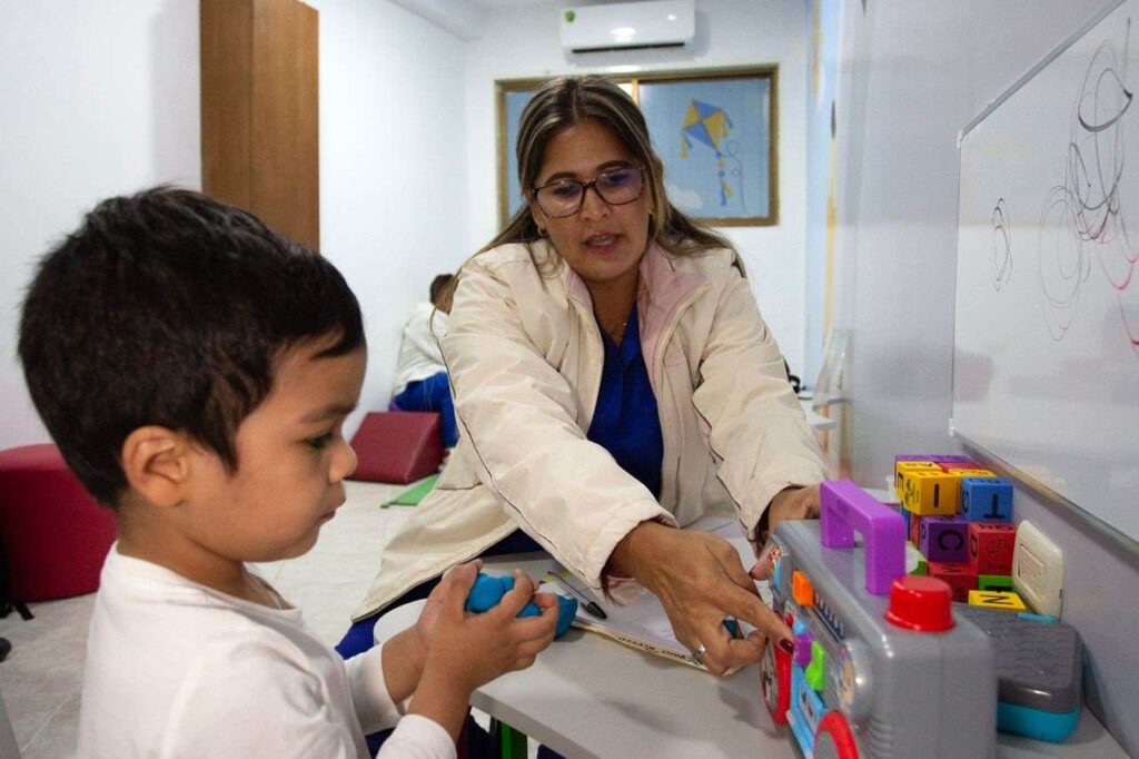 Atienden en Valencia a niños con discapacidad