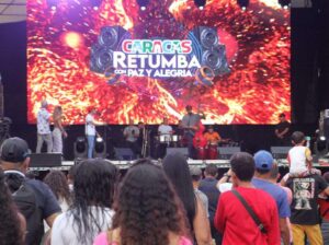 Caracas Retumba inició la fiesta en Caricuao