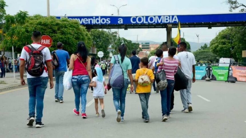 Migrantes venezolanos con más de cinco años en Colombia podrán solicitar visa de residencia