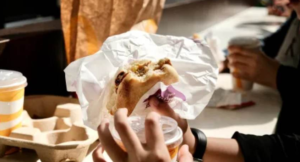 Las ocho cosas que esta popular cadena de comida rápida no quiere que sepas