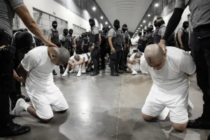 Cronología del secuestro de los migrantes venezolanos a El Salvador