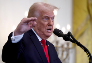 Donald Trump anunció aranceles del 25% a todos los autos que no sean fabricados en Estados Unidos