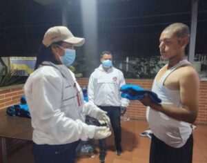 En tres parroquias dieron protección a 140 personas en situación de calle