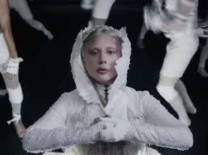 "Enfrenté mi miedo de volver a la música pop"