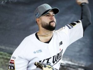 Enmanuel de Jesús será abridor en el día inaugural de la KBO